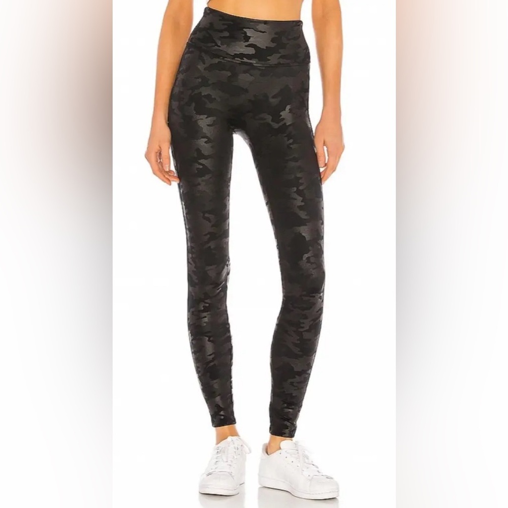 Spanx High Rise Camo Leggings Faux Leather Black Green L Large